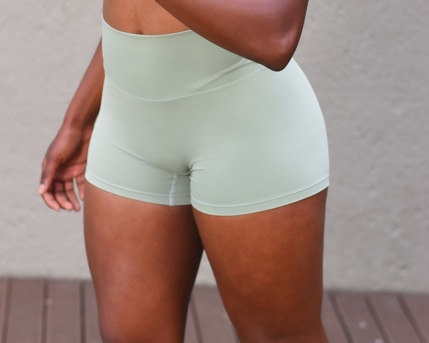 Seamless Scrunched Short Tights
